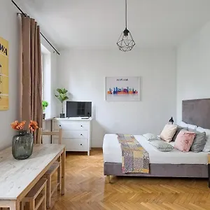 Chic - Old Town -cel2 Апартаменты